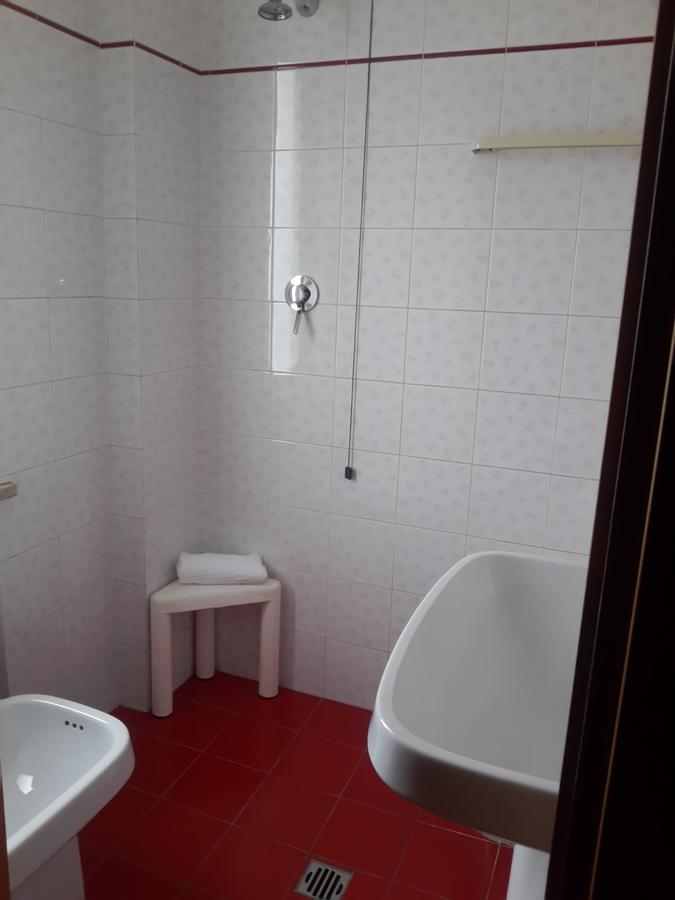 Hotel Antares Garni 朱利亚诺瓦 外观 照片