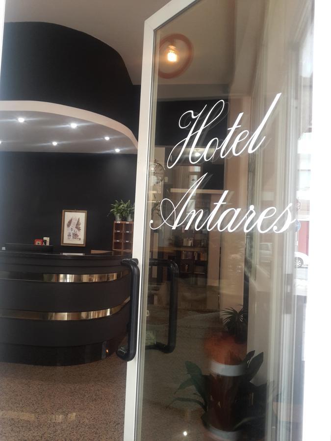 Hotel Antares Garni 朱利亚诺瓦 外观 照片